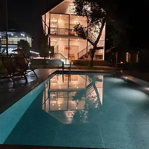 https://lhasa-ayurveda-and-wellness-resort.kerala-hotels.net